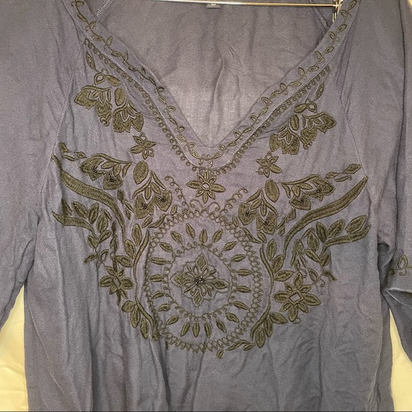American Eagle Navy & Black Embroidery Detail BOHO Pheasant Blouse - Picture 2 of 7